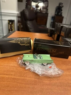 Ford Thunderbird 1957 S-190 Brooklin BRK13a convertible verde spray marino Foto 1 de 4