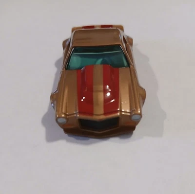 Carrocería Dash Motorsports Camaro, dorada con rayas rojas Foto 1 de 4