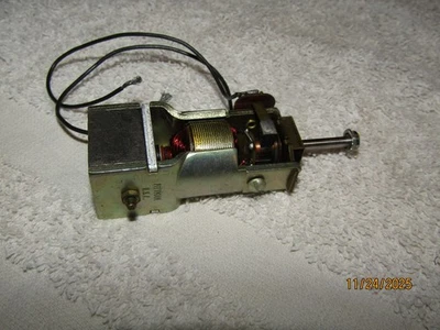 Vintage Pittman HO Locomotive 12V DC Motor Tested DC81 - Image 1 of 4