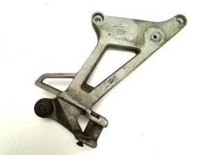 pedana posteriore destra per HONDA VFR 750 (RC36) 1994-1997 usato 156606 - Foto 1 di 6