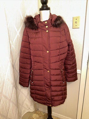 VETEMENTS Cappotto trapuntato centigrado taglia bordeaux grande collo rimovibile pelliccia sintetica