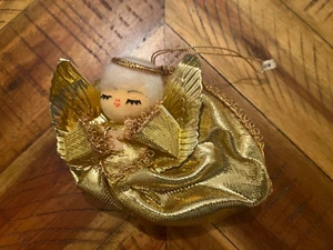 1979 Vintage Gold Angel Christmas Ornament Made in Japan - Picture 1 of 5