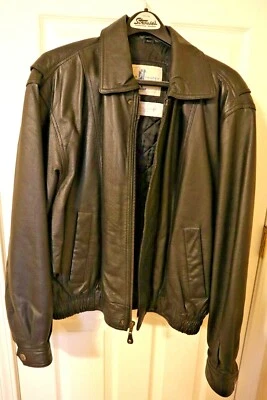 River Trader short medium motor cycle style 100% leather bomber jacket - Image 1 of 4