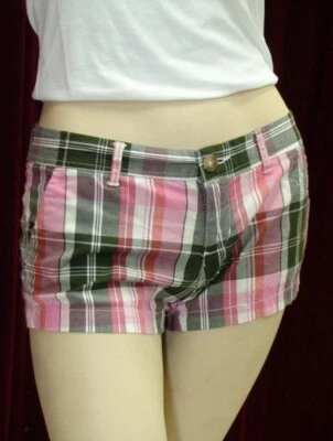 Pantalones cortos para niña AÉROPOSTALE tiro bajo a cuadros. Foto 1 de 3