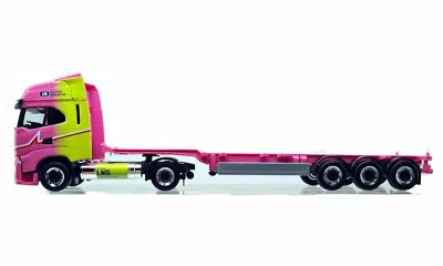 PIRATA PIHR 947763 - Iveco S-Way LNG "HANNIBAL" 1:87 - Immagine 1 di 2
