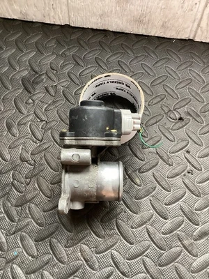 OEM 1994-1997 Toyota Previa Air Bypass Valve 17670-76010 - Image 1 of 3