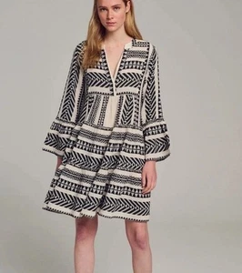 Vestido Ella Devotion Twins Bordado Talla Mediana Azul Marino Blanco Anthropologie - Imagen 1 de 17
