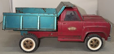 Vintage Tonka Dump Truck 1960's Pressed Steel Red & Green 14” - image 1 of 4
