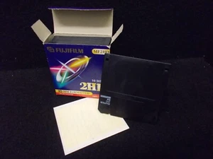 Discos Fujifilm 2HD (1,44MB) con etiqueta para pegar. #K-377-06 - Imagen 1 de 1