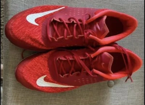 Size 11 - Nike Roshe One Triple Red - Picture 1 of 5