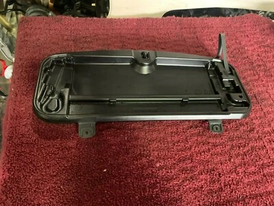 BMW 550I M5 F10 OEM 11-16 REAR TRUNK TOOL HOLDER COVER PANEL  Foto 1 de 4