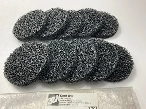 10 Discs - 3M 7460 07460 Scotch-Brite Clean & Strip Disc, 4" X 1/4" - Picture 1 of 4