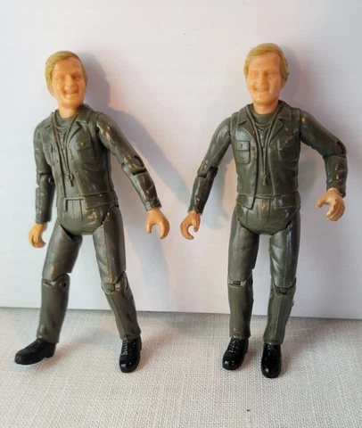 1981 Vintage Hawkeye MASH - Alan Alda Blonde Hair Action Figures - Lot of 2 Cover