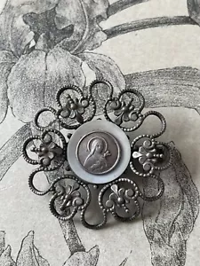Charmante Broche Sainte Therese de l'enfant Jésus - Vintage Broche religieuse - Imagen 1 de 2