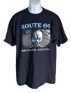 ROUTE 66 SELIGMAN, ARIZONA Alien Short Sleeve T-Shirt Black Large - Picture 1 of 5