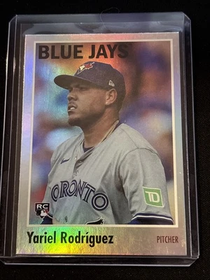🔥Yariel Rodriguez 2024 Topps Archives #177 Rainbow Foilboard SP 077/199 Jays - Image 1 of 3