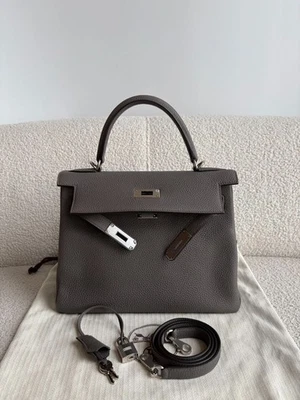 Bolso de Hombro Hermes Kelly28 Etain Togo Cuero Paladio Herrajes Sello D Foto 1 de 4