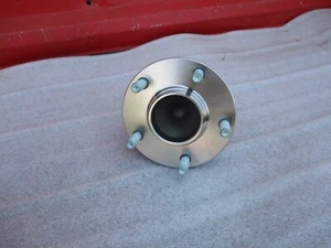 2009-2013 Mazda 6 Hub & Bearing GS3L-26-15XA OEM - Picture 1 of 5