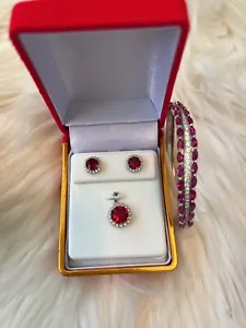 925 Sterling Silver Women's Jewelry Set - White, Gold Plated With Ruby Cubic.Z - Picture 1 of 7
