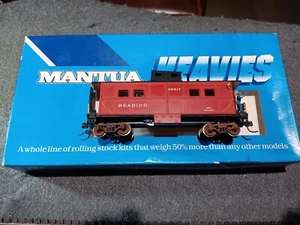 HO Mantua RDG RR Caboose, Sprung Trks, added Lt'd Mrkr Lmps, Brakeman, Kadee Cpl - Picture 1 of 9