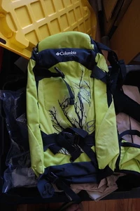 COLUMBIA TITANIUM SKULLCANDY SKI SNOWBOARD AUDIO BACKPACK BAG NWOT - Picture 1 of 3