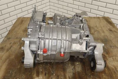 2023 Fisker Ocean One OEM Rear Drive Motor 7700 Miles FM29206000022A Foto 1 de 4