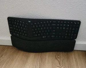 Logi ERGO K860 Tastiera wireless ergonomica full size con ricevitore  - Foto 1 di 6