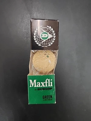 Vintage Maxfli Dunlop Green Golf Balls Sleeve of 3 - Image 1 of 4