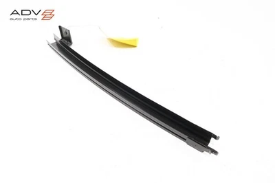 Nissan Frontier 2005-2025 puerta delantera izquierda ventana cristal marco canal guía OEM Foto 1 de 4