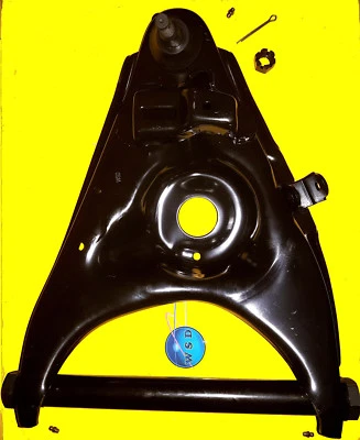  Lower Control Arm complete 1975 1978 GMC C25 PICKUP  R/H 14026582R - Image 1 of 3