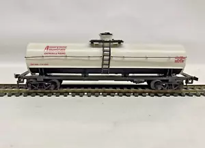 Model Power HO Scale American Chemicals And Plastics Tank Car - Picture 1 of 6