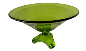 Viking Art Glass GREEN Epic Drape Flared Open Compote 5 1/2" tall x 9" wide VTG - Picture 1 of 4