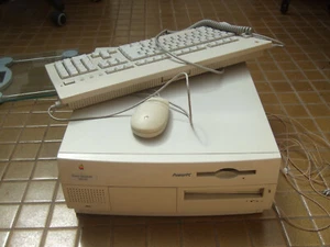 Apple Macintosh PowerPC 7200 - Picture 1 of 4