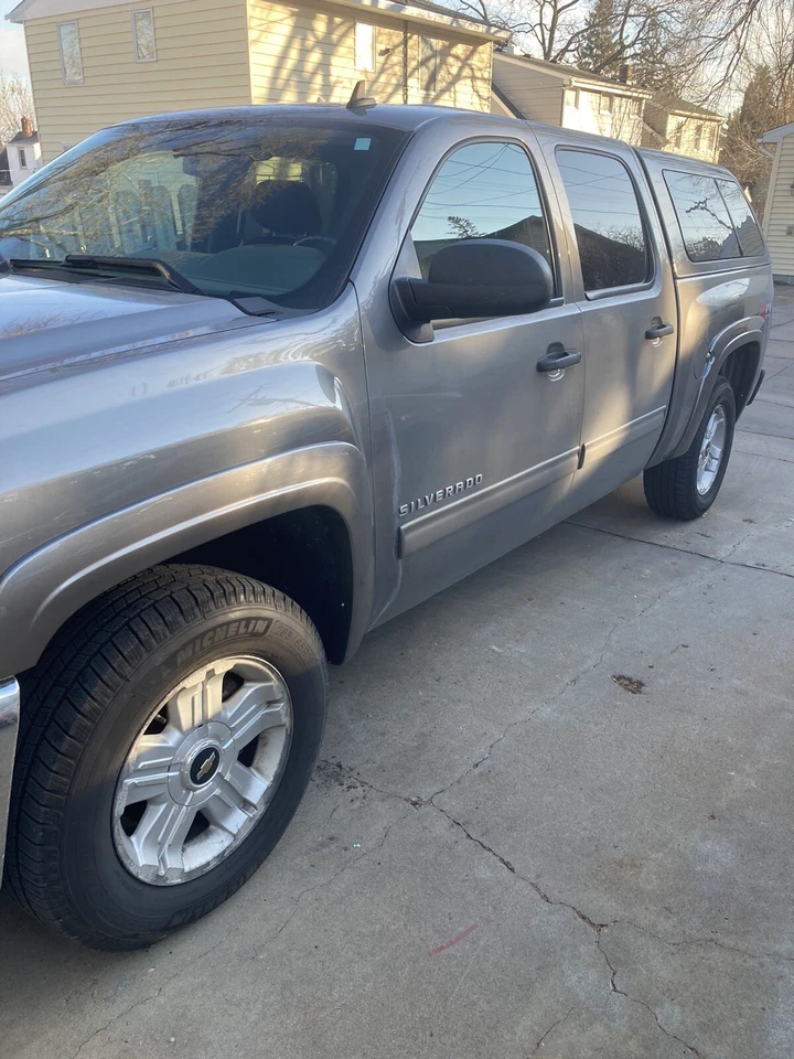 Chevrolet Chevy  Silverado 1500 2007-2013 Fender  Flare Painted OEM Color Match - Image 1 of 3
