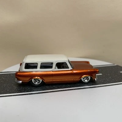 Vagones Johnny Lightning Thunder años 50 personalizados AMC Rambler Rumblur naranja/blanco casi nuevo Foto 1 de 4