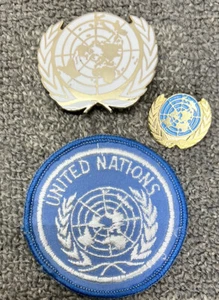 United Nations Two Pin and Patch Vintage Set Blue Color - Picture 1 of 5