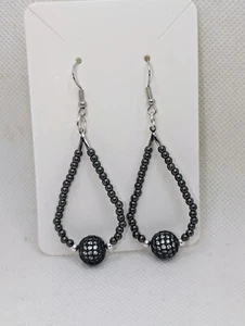 Black Zircon Beaded Teardrop Earrings - Foto 1 di 3