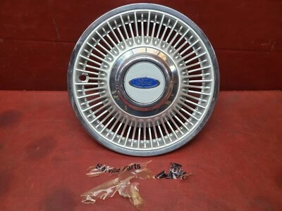 Nuevo de Lote Antiguo Ford Taurus 1987-1990 Radios de Cable 15" Tapacubos Cubierta de Rueda E7DC-1000-AA Foto 1 de 4