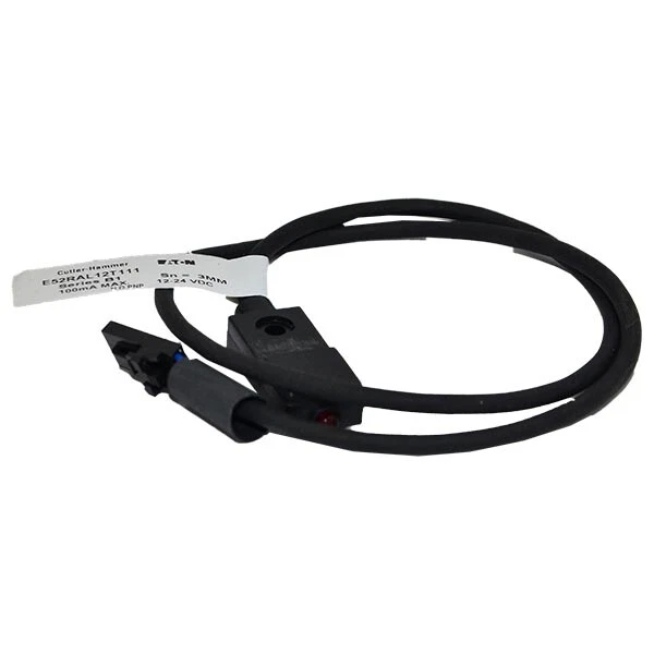 E52RAL12T111-B1 Cutler-Hammer Photoelectric Sensor--SA - Image 1 of 1