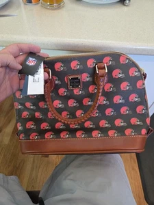 Dooney And Bourke Cleveland Browns Handtasche neu mit Etikett nicht mehr produziert Vintage schön... - Bild 1 von 11
