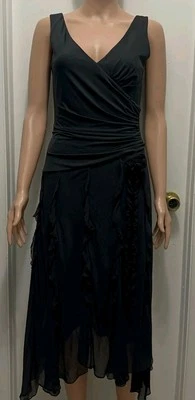 Vestido para mujer lapislázuli talla M negro midi con volantes dobladillo sin mangas cuello en V fiesta  Foto 1 de 4