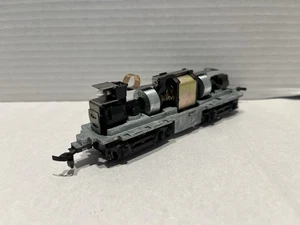 HO Athearn Blue Box EMD SW 1000/SW 1500 Running Powered Lighted Chassis Steel - Picture 1 of 4