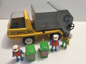 playmobil dustbin lorry