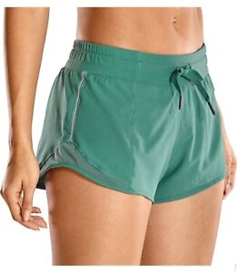 CRZ YOGA Women's Quick-Dry Loose Running Shorts w/ Pockets -2.5" Inseam 