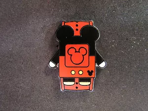 Disney 2014 Hidden Mickey Pin-Mickey (from set) Character Magicbands Wave B-WDW - Picture 1 of 2