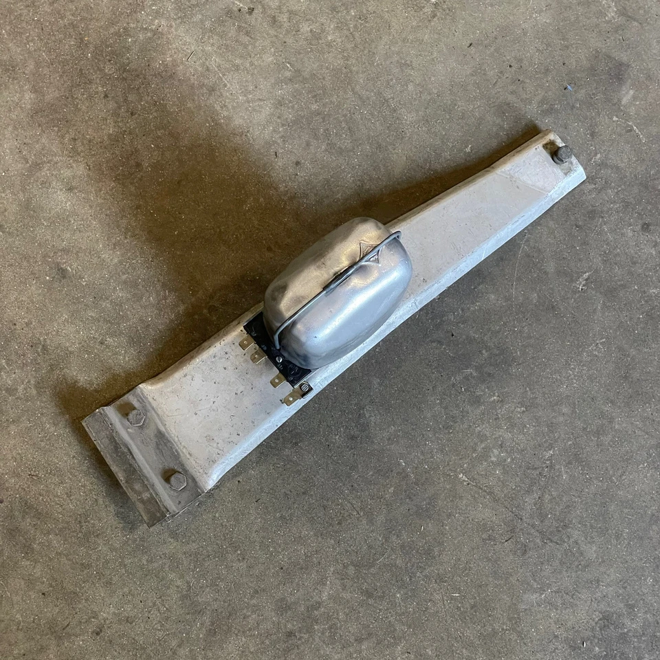 Porsche 911 912 Rear Wiper Motor Assembly w/ Bracket EARLY VERSION Original SWF - Image 1 of 4