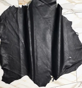 LEDER TIP 39489-C, Lederreste, 1 Lederhaut 0,6mm, anthrazitschwarz nappa - Picture 1 of 2