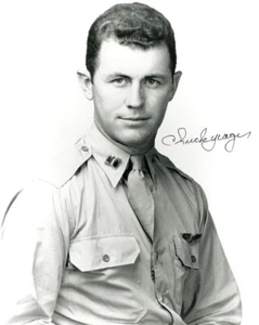 CHUCK YEAGER SIGNED 8x10 PHOTO BROKE SPEED OF SOUND BELL X-1 ICON BECKETT BAS - Picture 1 of 2