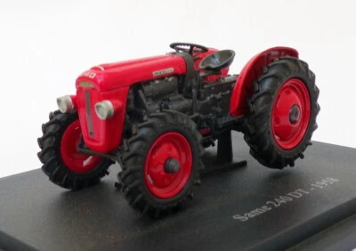 Hachette 1/43 Scale Model Tractor HT105 - 1958 Same 240 DT - Red - Image 1 of 3