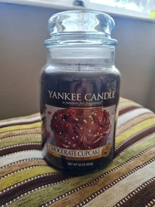 YANKEE CANDLE Large Jar Chocolate Cupcake 2009 Pour Deerfield Label 623g New HTF - Picture 1 of 4